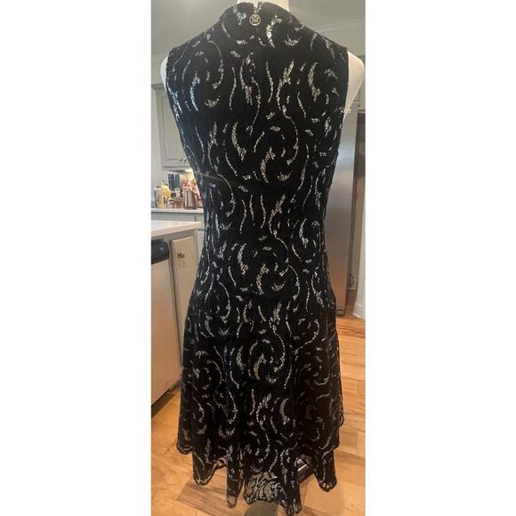 TOMMY HILLFIGER BLACK AND SILVER LACE HALTER DRESS WOMENS SIZE 8 - Picture 5 of 8